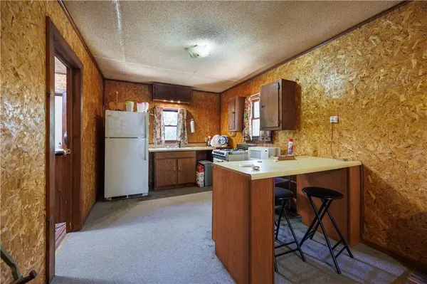 2749 White Oak DR, Fall River, KS 67047