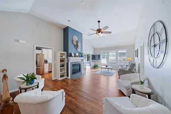 6403 W 133rd TER, Overland Park, KS 66209