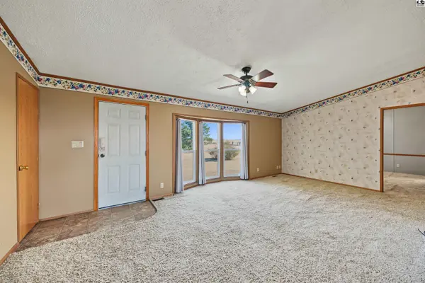 3056 Ave R, Marquette, KS 67464