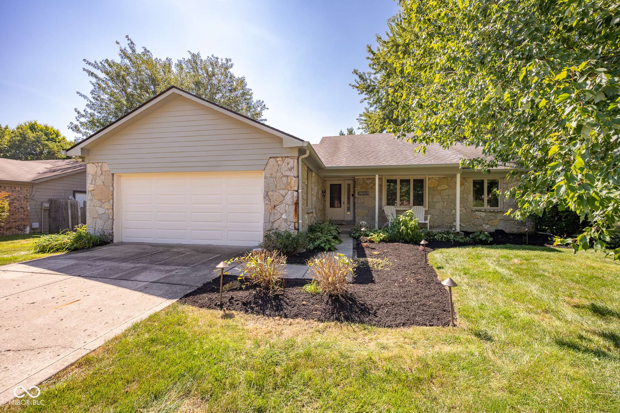 9859 Beam Ridge DR, Indianapolis, IN 46256