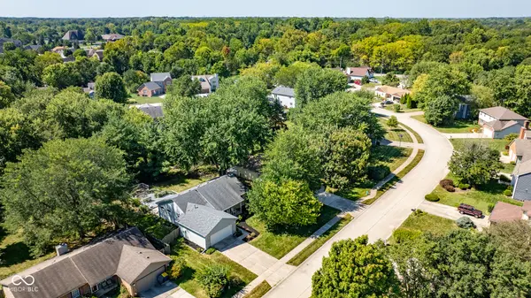9859 Beam Ridge DR, Indianapolis, IN 46256