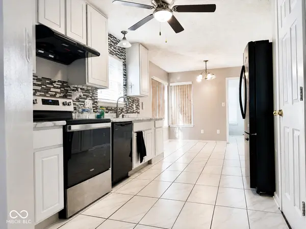 7226 Parklake CIR, Indianapolis, IN 46217