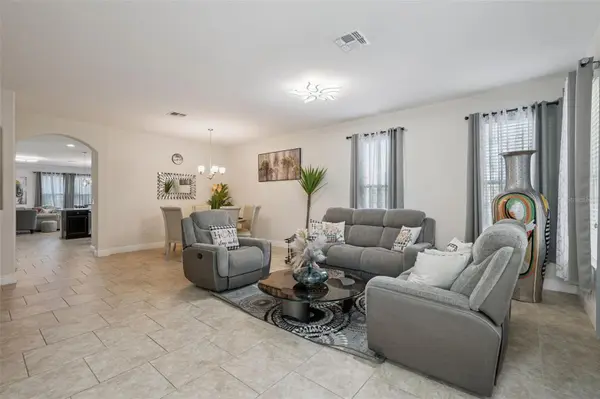 4136 OAKTREE DR, Davenport, FL 33837
