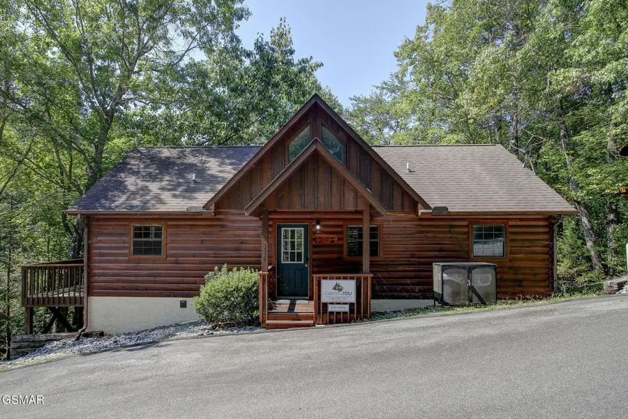 1617 Raccoon Den Way, Sevierville, TN 37862