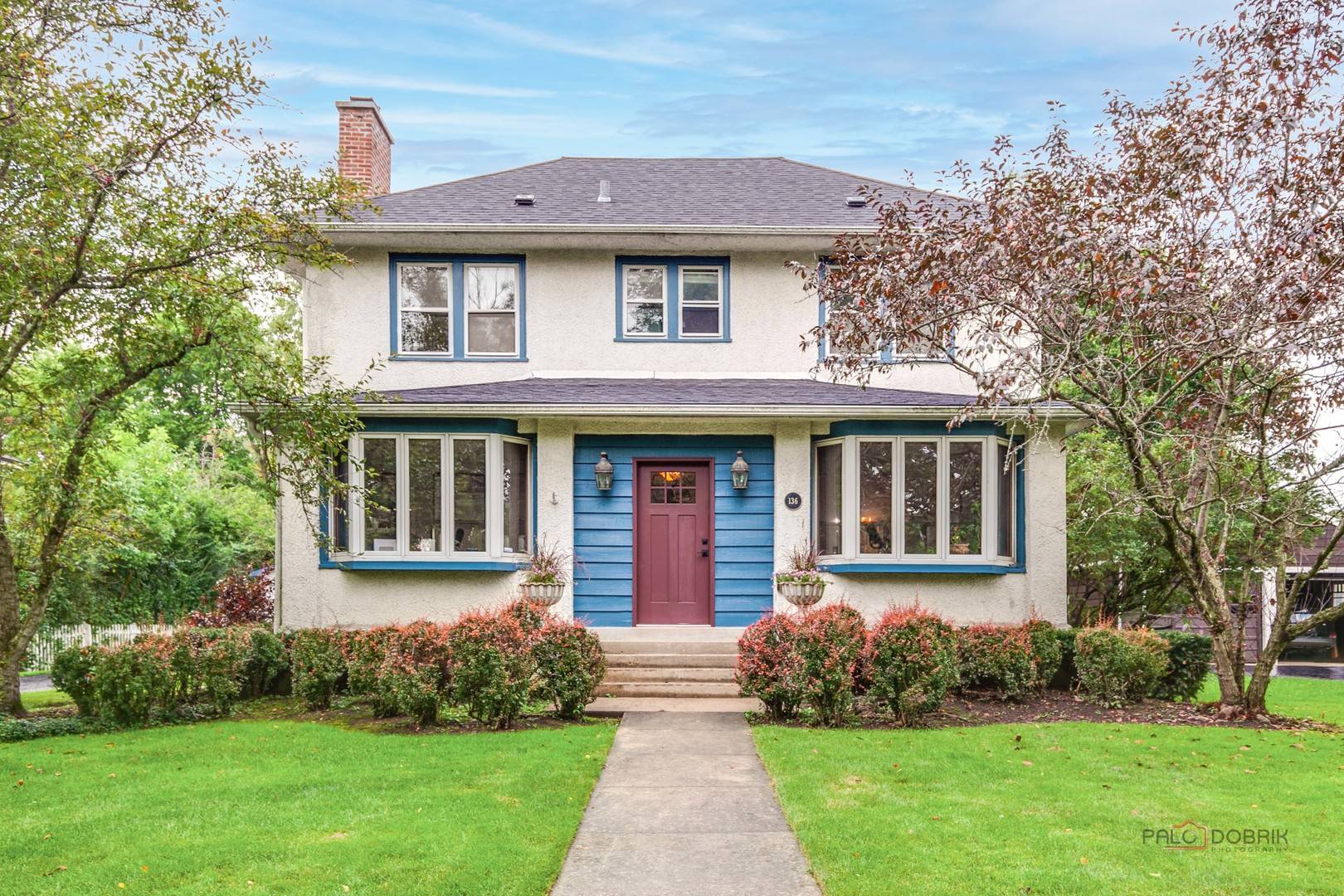 136 Washington CIR, Lake Forest, IL 60045