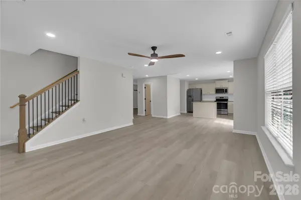 3636 Alexander Forest DR, Charlotte, NC 28269