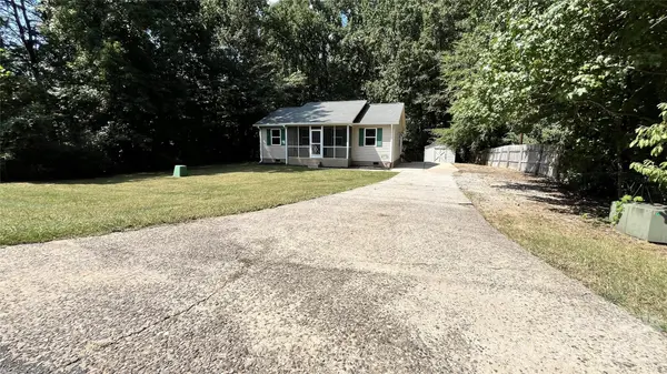 828 Cornelius RD, Mooresville, NC 28117
