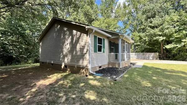 828 Cornelius RD, Mooresville, NC 28117
