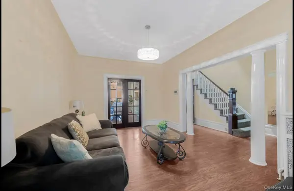 16 Adler PL, Brooklyn, NY 11208