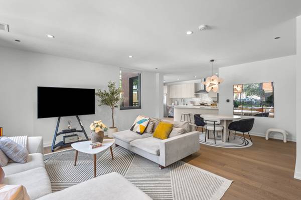1648 W Division ST #110, Chicago, IL 60622