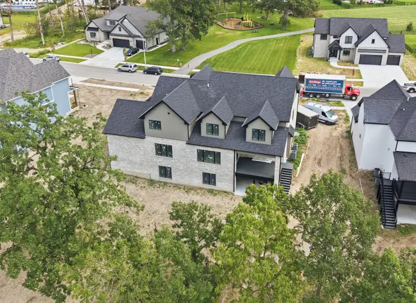 9660 Sweetspire AVE, St. John, IN 46373