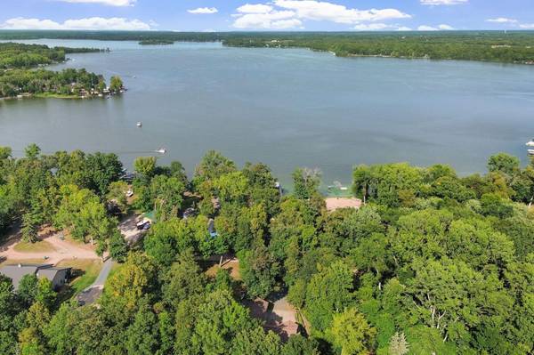 9840 Pine Shores DR, Pine City, MN 55063