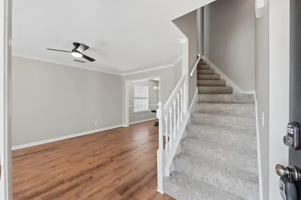 520 Freedom Ct, Murfreesboro, TN 37129