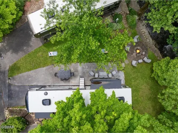 4229 E Parkway, Gatlinburg, TN 37738