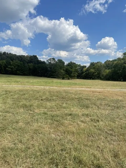 1494 Old Nashville Dirt Rd, Shelbyville, TN 37160