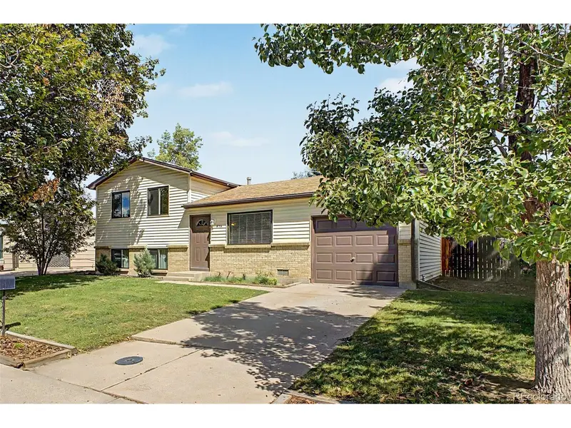 914 S Macon, Aurora, CO 80012