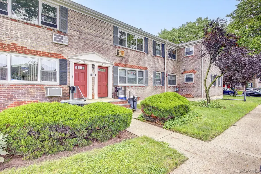 67-28 152nd ST #275A, Flushing, NY 11367