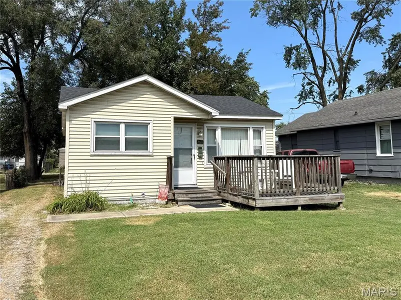 2627 Washington AVE, Granite City, IL 62040