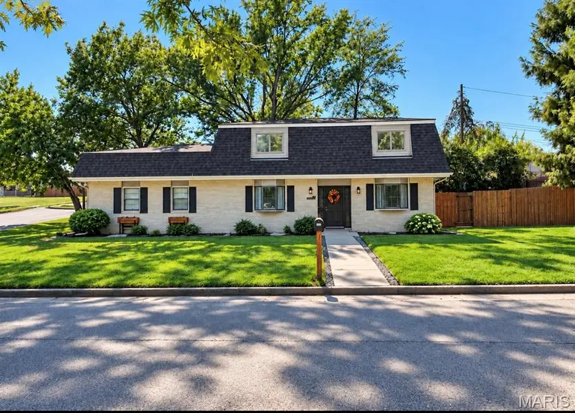 701 Angus Valley DR, Rolla, MO 65401