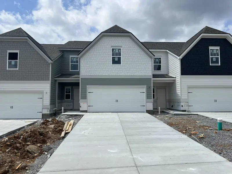 1225 Bronte Dr, Smyrna, TN 37167