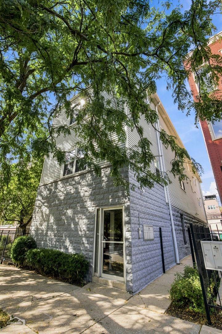 1640 W DIVERSEY AVE #6, Chicago, IL 60614