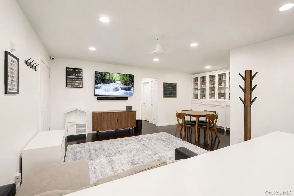67-28 152nd ST #275A, Flushing, NY 11367