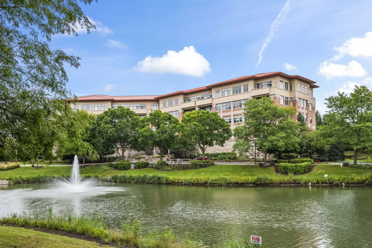 45 Prairie Park DR #208, Wheeling, IL 60090