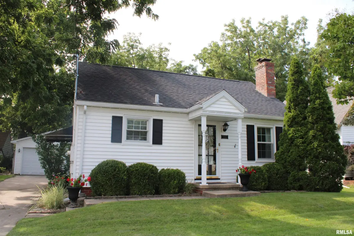 3529 N MISSOURI AVE, Peoria, IL 61603