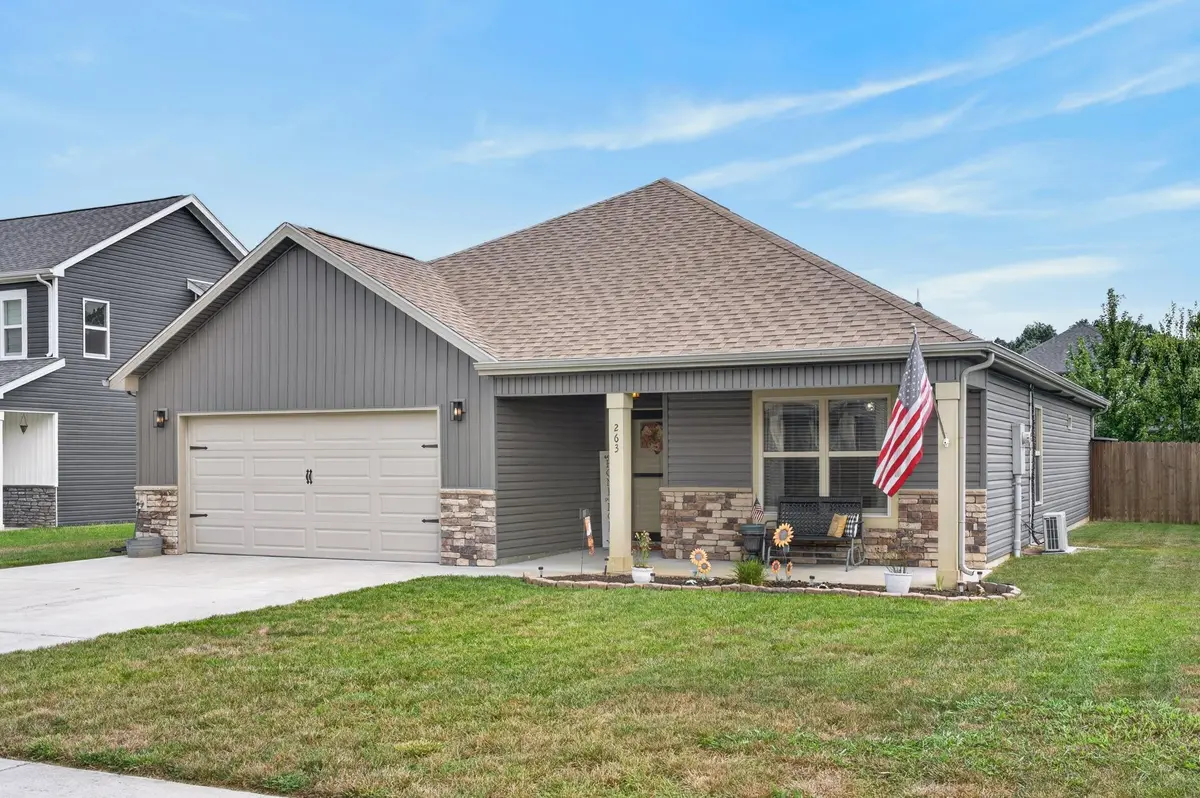 263 Crusaw Dr, Clarksville, TN 37043