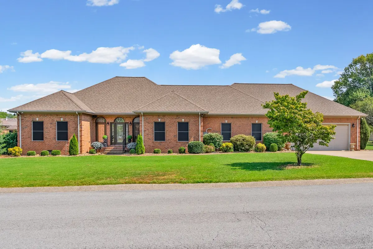506 Sheffield Rd, Hopkinsville, KY 42240