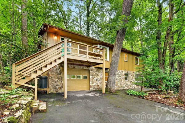 149 Woodland RD, Montreat, NC 28757