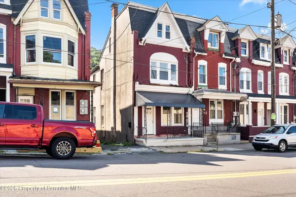 423 Mauch Chunk ST, Pottsville, PA 17901