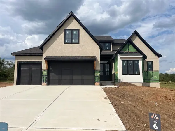 11712 W 181st ST, Overland Park, KS 66013