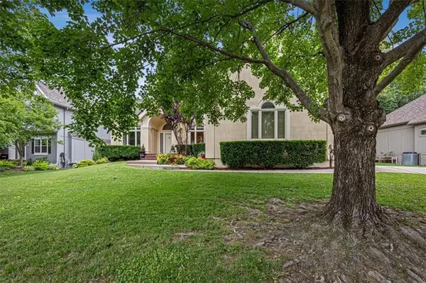 14612 W 50th ST, Shawnee, KS 66216