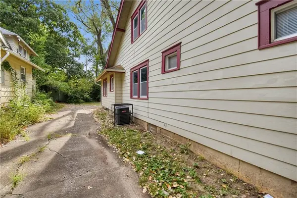 7231 Bales AVE, Kansas City, MO 64132
