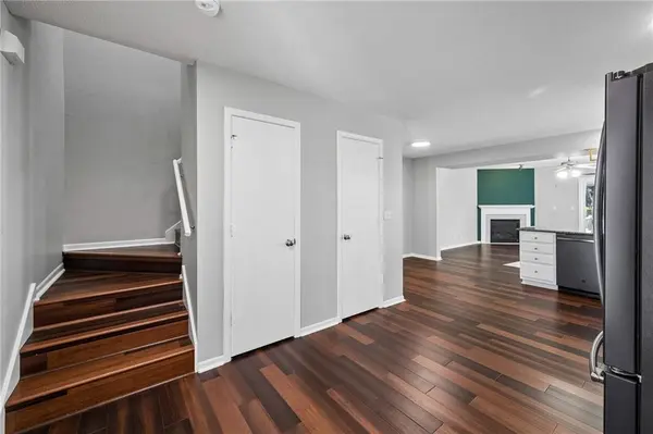 9747 N Lewis AVE, Kansas City, MO 64157