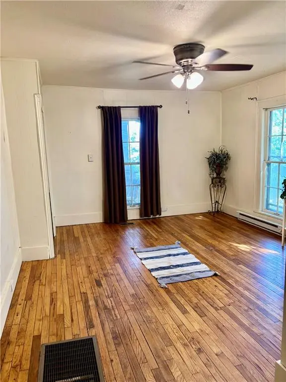 1123 Oregon ST, Lawrence, KS 66044