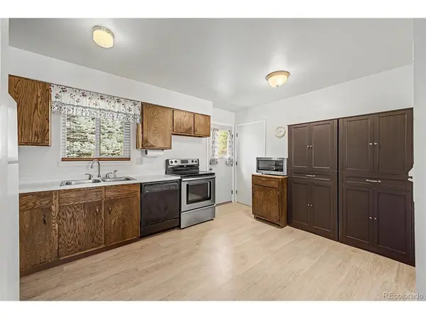 914 S Macon, Aurora, CO 80012