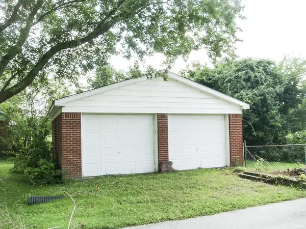 1900 STONEVIEW DR, Kokomo, IN 46902