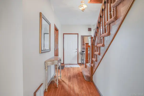 25 Taylor AVE, Poughkeepsie, NY 12601