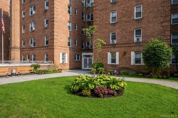 70 Locust #B405, New Rochelle, NY 10801