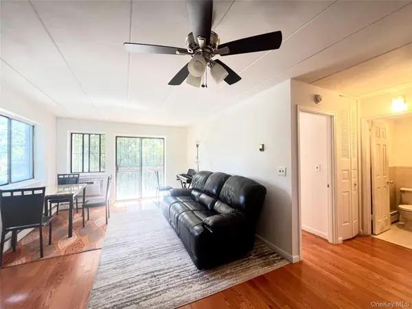 56-16 Seabury ST #2A, Elmhurst, NY 11373