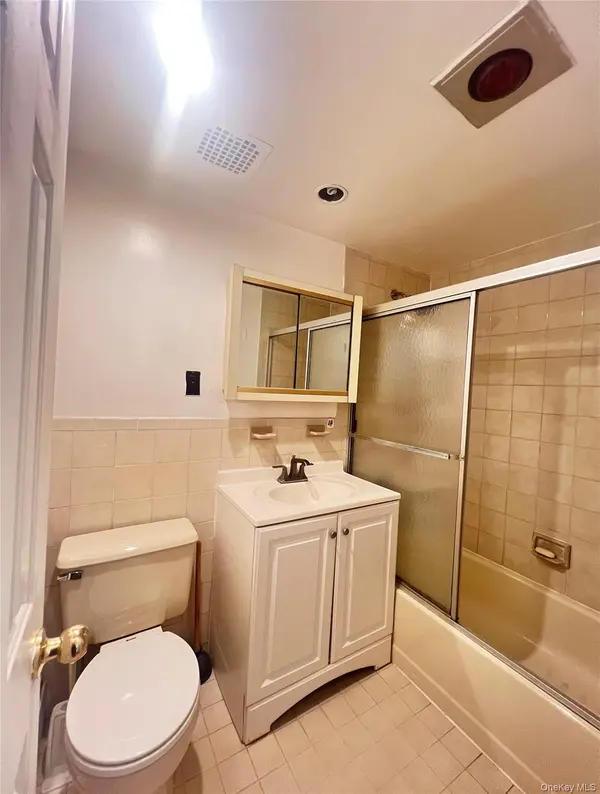 56-16 Seabury ST #2A, Elmhurst, NY 11373