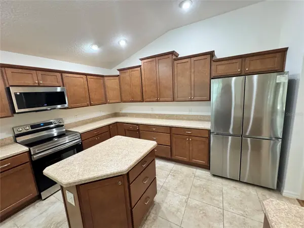 412 POMEGRANATE PATH, The Villages, FL 32163