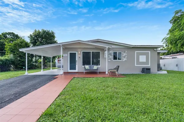 5460 NW 173RD DR, Opa Locka, FL 33055