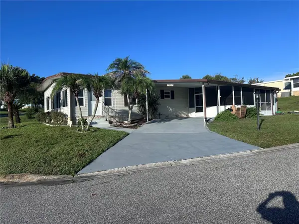 2002 LIVE OAK LN #14, Zellwood, FL 32798