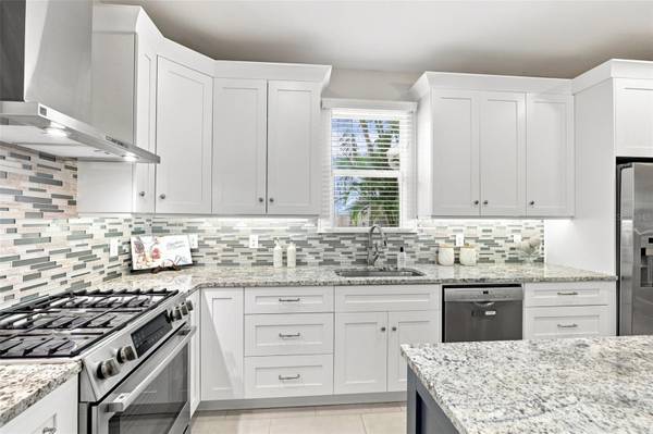 841 24TH AVE N, St Petersburg, FL, 33704 photo 17