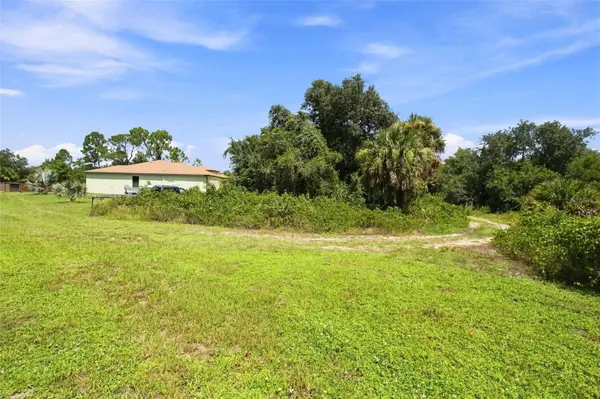 PEALE CIR, North Port, FL 34288