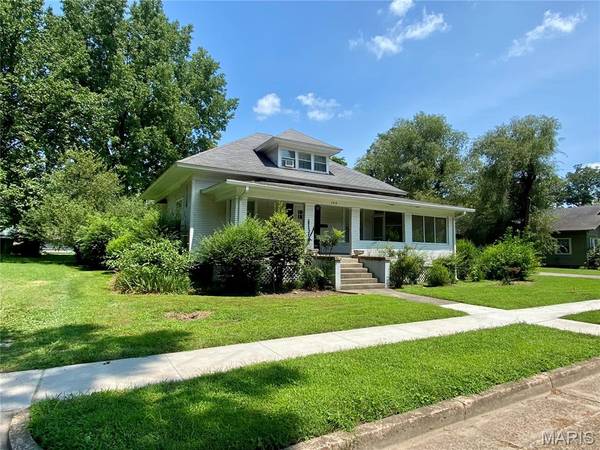 304 Hunter St, Charleston, MO 63834