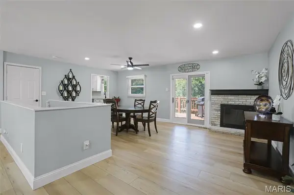 2844 Owendale CT, St Louis, MO 63129